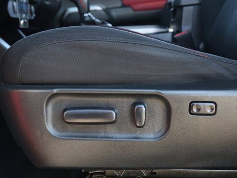 Used 2020 Toyota Tacoma SR5 image 27