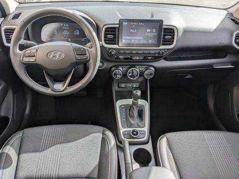 New 2026 Hyundai Venue SEL image 17