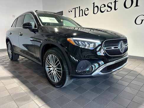 New 2026 Mercedes-Benz GLC 300 4MATIC image 1