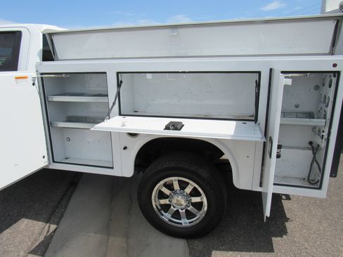 Used 2021 GMC Sierra 2500 4x4 Crew Cab w/ Convenience Package image 14