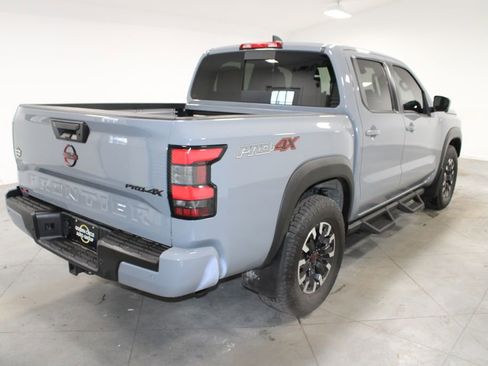 Used 2024 Nissan Frontier PRO-4X w/ Pro Convenience Package image 9