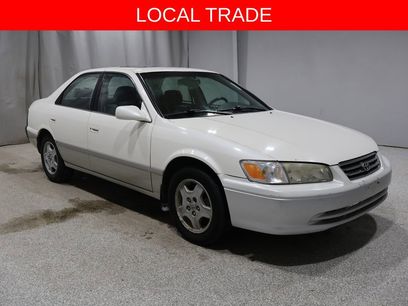 Used 2001 Toyota Camry LE