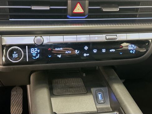 Used 2023 Hyundai Ioniq 6 SEL image 24