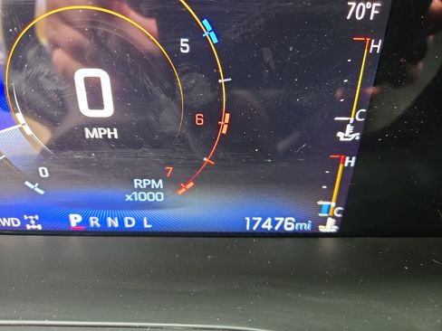 Used 2023 Chevrolet Colorado W/T AWD/4WD image 15