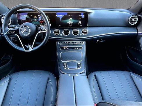 Used 2023 Mercedes-Benz E 350 4MATIC Sedan image 7
