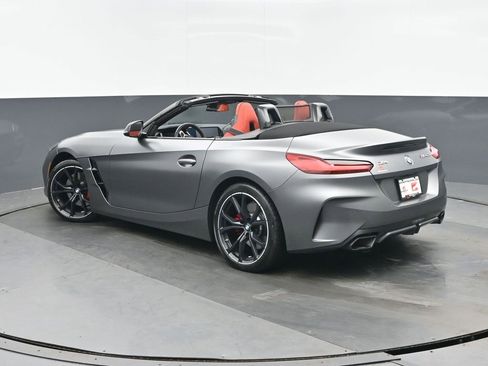 Used 2024 BMW Z4 M40i w/ Premium Package image 5