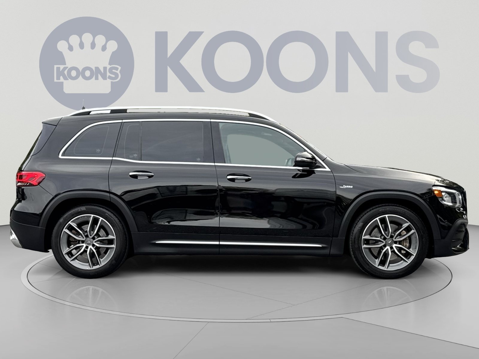 Used 2021 Mercedes-Benz GLB 35 AMG 4MATIC w/ Multimedia Package image 12