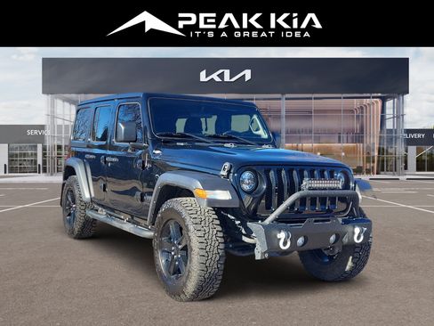 Used 2022 Jeep Wrangler Unlimited Sport image 1