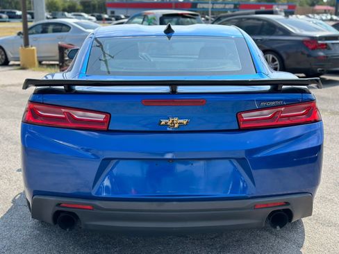 Used 2017 Chevrolet Camaro LT w/ Technology Package RWD image 6
