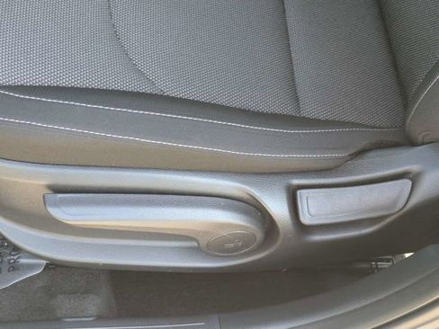 Used 2024 Kia Forte LXS w/ LXS Technology Package image 18