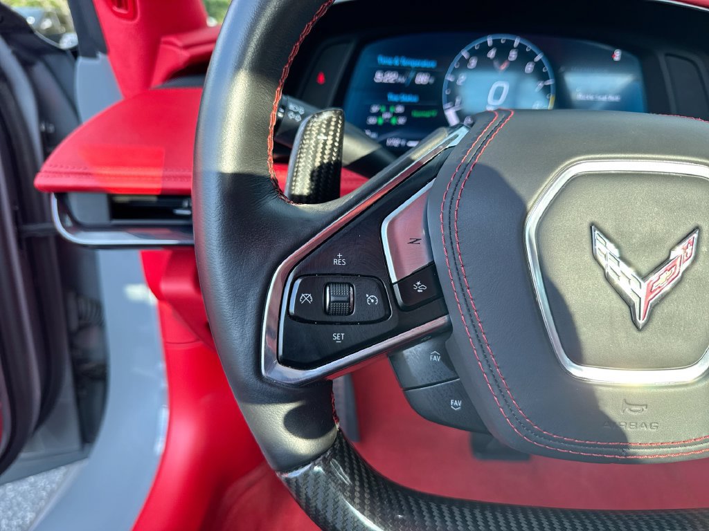 Used 2025 Chevrolet Corvette Z06 w/ Stealth Interior Trim Package RWD image 17