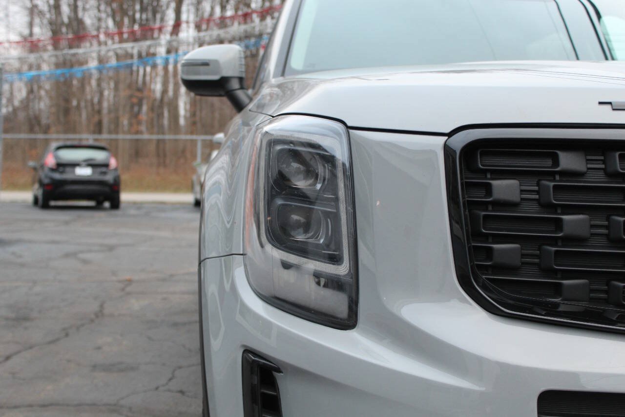 Used 2021 Kia Telluride EX w/ EX Premium Package AWD/4WD image 22