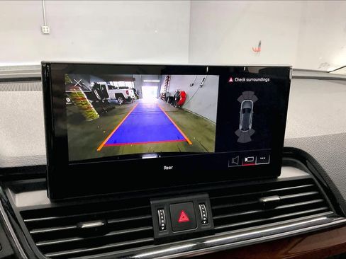 Used 2023 Audi Q5 2.0T Premium w/ Convenience Package image 22