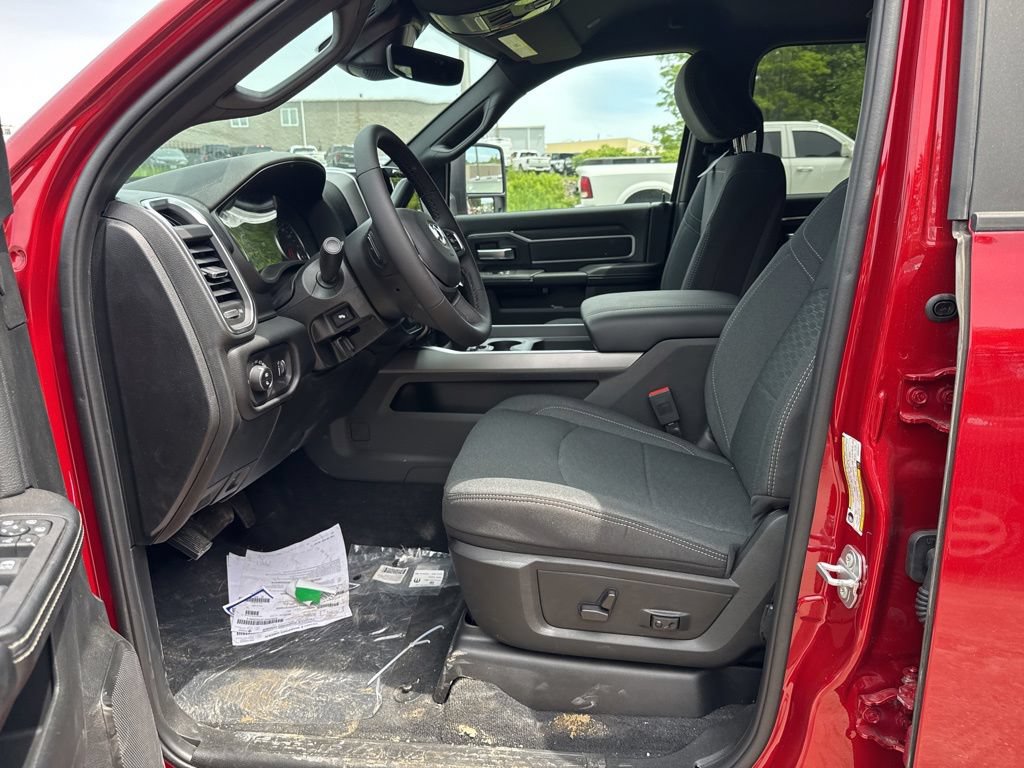 New 2026 RAM 2500 Big Horn AWD/4WD image 15