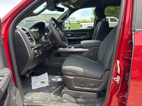 New 2026 RAM 2500 Big Horn AWD/4WD image 15