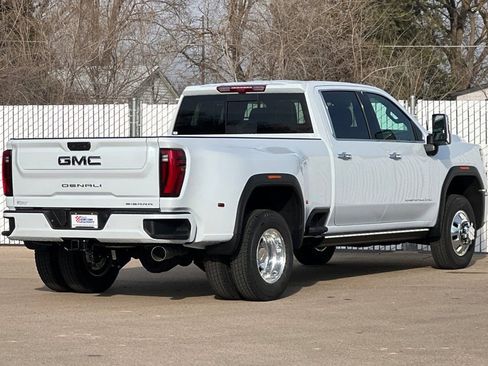 New 2026 GMC Sierra 3500 Denali Ultimate image 4