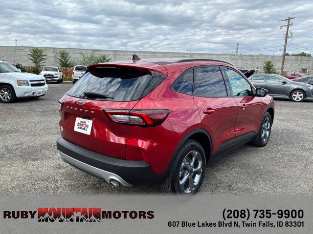 Used 2026 Ford Escape ST-Line AWD/4WD image 7