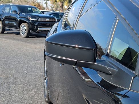 Certified 2024 Toyota Prius XLE image 11