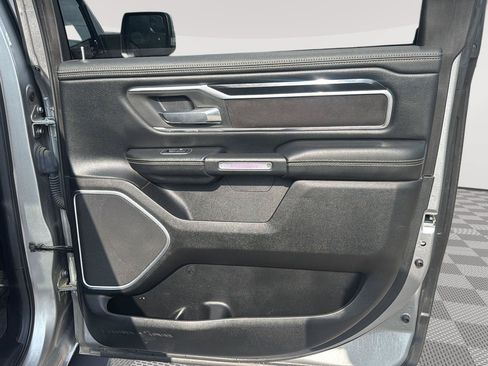 Used 2020 RAM 1500 Laramie AWD/4WD image 14