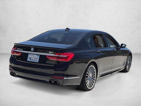 Used 2017 BMW ALPINA B7 xDrive AWD/4WD image 5