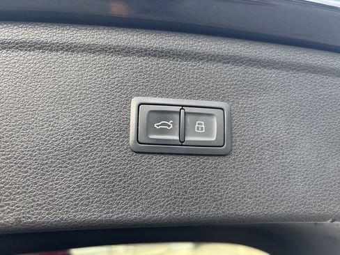 Used 2018 Audi Q5 2.0T Premium Plus w/ Premium Plus Package image 28