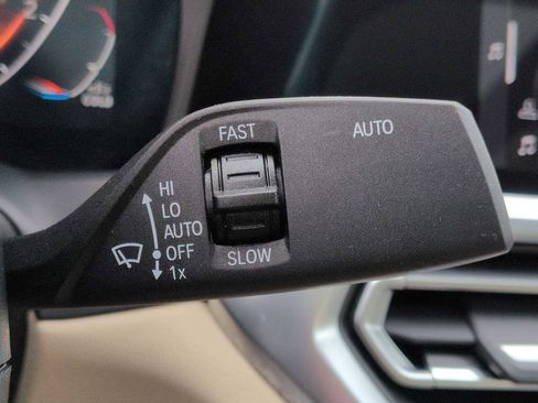 Used 2021 BMW 330i xDrive Sedan w/ Premium Package image 28