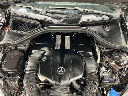 Used 2017 Mercedes-Benz GLS 450 4MATIC w/ Premium Package image 30