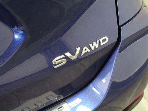 Used 2018 Nissan Rogue SV AWD/4WD image 30