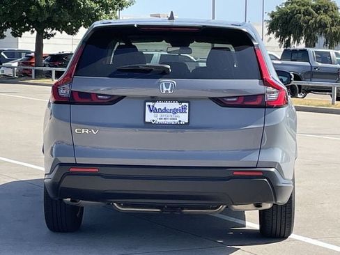 Certified 2026 Honda CR-V EX image 5