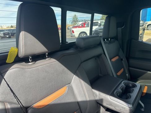 Used 2020 GMC Sierra 1500 AT4 w/ AT4 Premium Package image 25