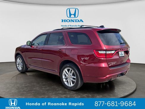 Used 2024 Dodge Durango GT AWD/4WD image 3
