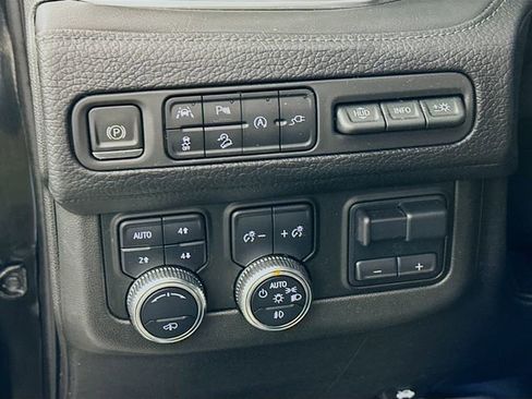 Used 2021 GMC Yukon Denali w/ Denali Ultimate Package image 17