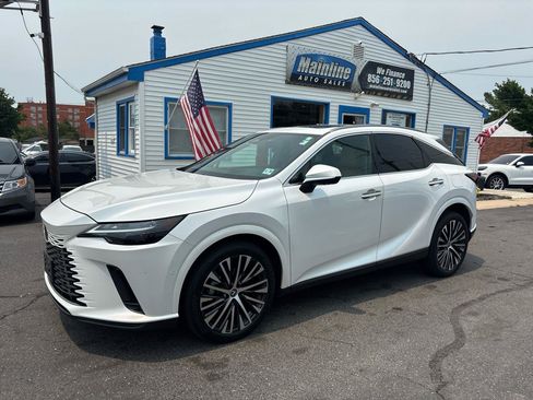 Used 2023 Lexus RX 350 Premium Plus w/ Accessory Package AWD/4WD image 2