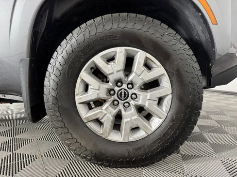 Used 2022 Nissan Frontier SV w/ Technology Package AWD/4WD image 45