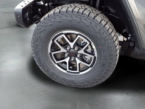 New 2026 Jeep Gladiator Rubicon AWD/4WD image 16