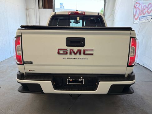 Used 2022 GMC Canyon Elevation w/ Elevation Premium Package AWD/4WD image 5