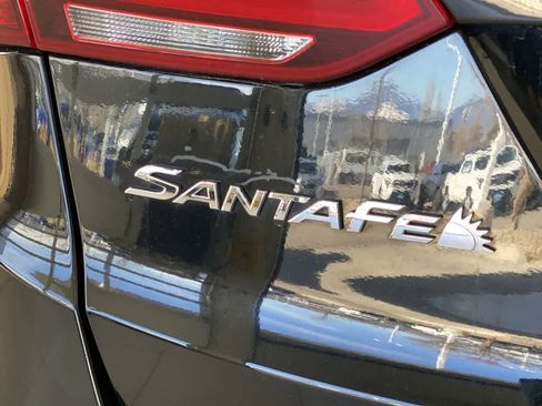 Used 2017 Hyundai Santa Fe Sport w/ 2.4L Value Package 06 image 11