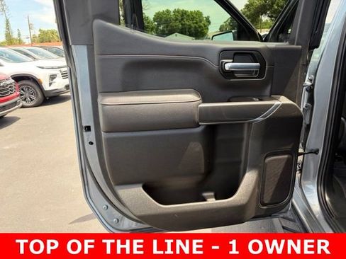 Used 2022 GMC Sierra 1500 AT4 w/ AT4 Premium Package AWD/4WD image 13