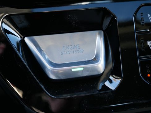 New 2026 GMC Sierra 2500 Denali w/ Denali Reserve Package image 25