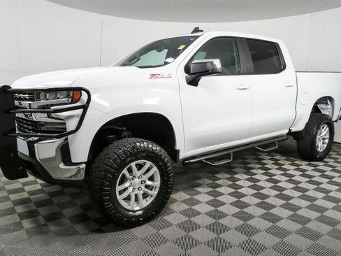 Certified 2021 Chevrolet Silverado 1500 LT w/ Z71 Off-Road Package AWD/4WD image 25