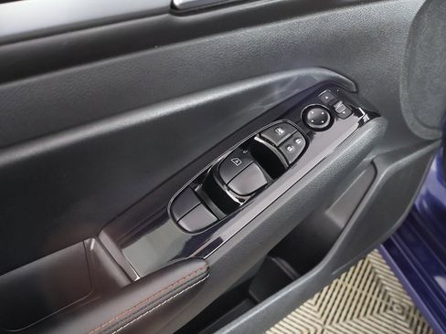 Used 2024 Nissan Altima 2.5 SR w/ SR Premium Package image 39