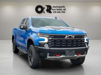 Used 2023 Chevrolet Silverado 1500 ZR2 w/ Technology Package AWD/4WD video 1