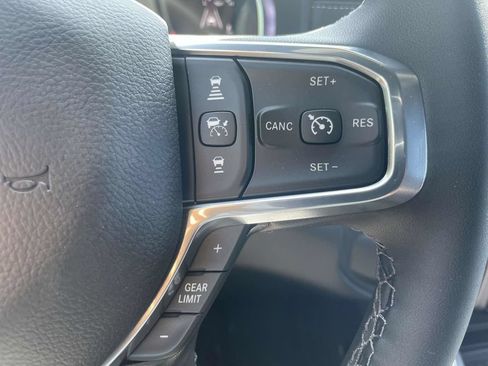 New 2026 RAM 2500 Laramie AWD/4WD image 32