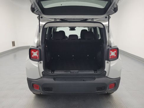 Used 2020 Jeep Renegade Sport AWD/4WD image 29