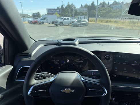 New 2026 Chevrolet Tahoe LS w/ LPO, Dark Essentials Package AWD/4WD image 13