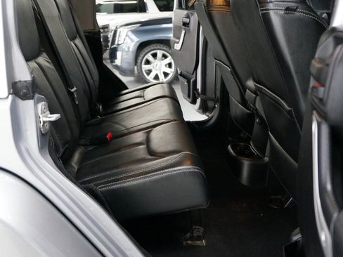 Used 2014 Jeep Wrangler Unlimited Rubicon w/ Connectivity Group image 26