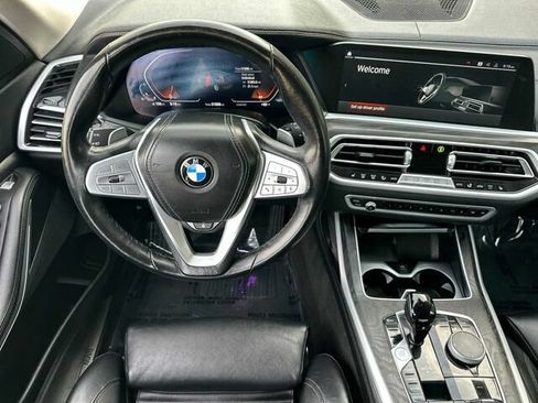 Used 2022 BMW X7 xDrive40i AWD/4WD image 17