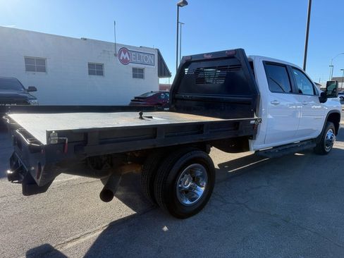 Used 2024 Chevrolet Silverado 3500 LT w/ Convenience Package image 12