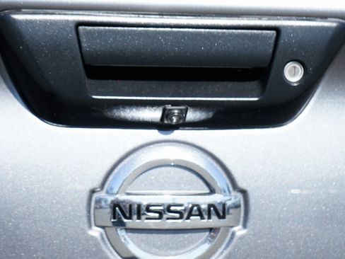 Used 2022 Nissan Titan SV image 42