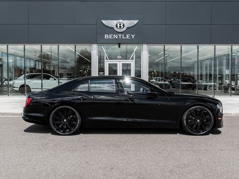 New 2026 Bentley Flying Spur Plug-In Hybrid AWD/4WD image 14